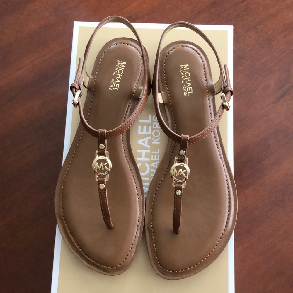 Michael Kors Bethany thong sandal